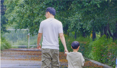 父亲节 | 伴你前行 与你更近